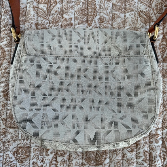 Michael Kors Crossbody Bag - Picture 8 of 8